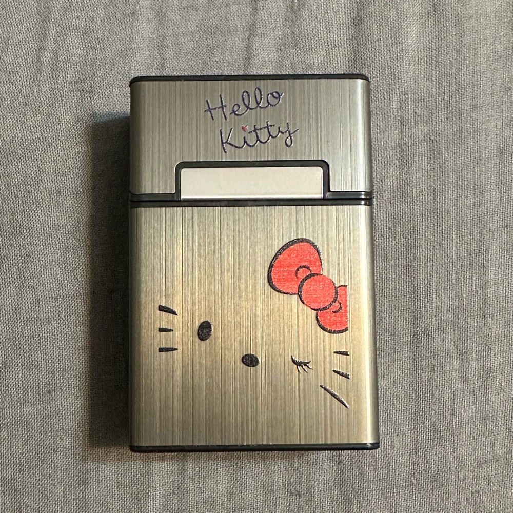 cigarette box case hello kitty